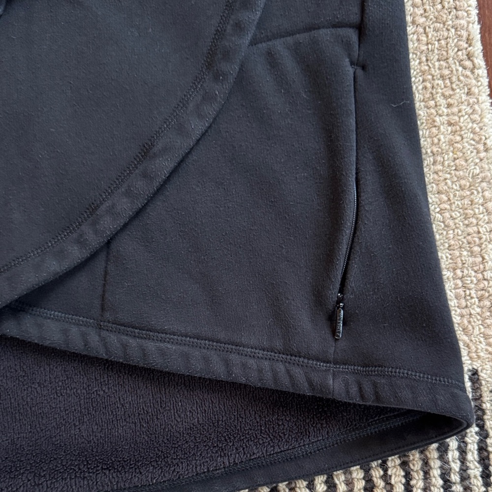 Athleta crossover mock neck sweatshirt - Picture 3 of 11